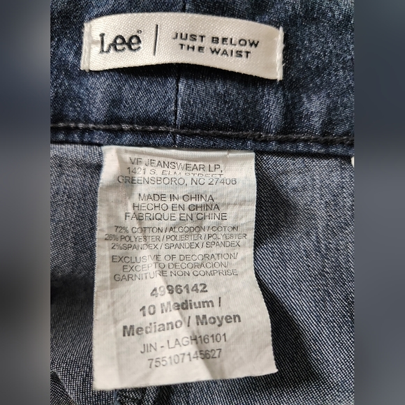 Lee brand women's size 10 jean capris - Picture 8 of 8